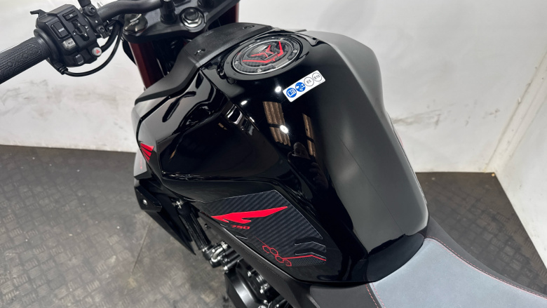 (23MY) Honda CB750 Hornet